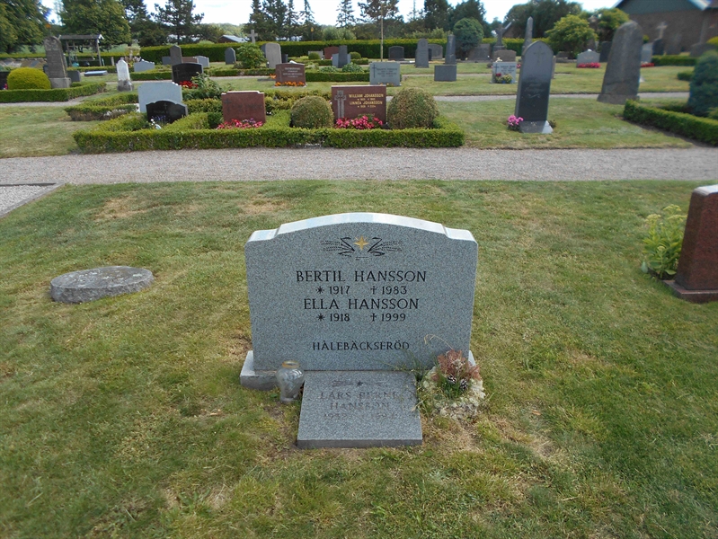 Grave number: HK E   2:7