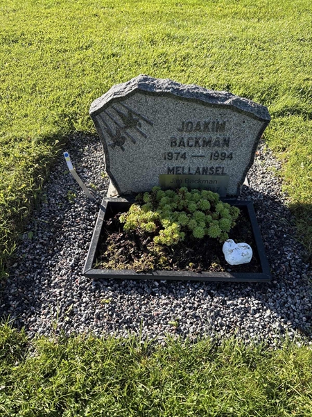 Grave number: 4 N NC    89