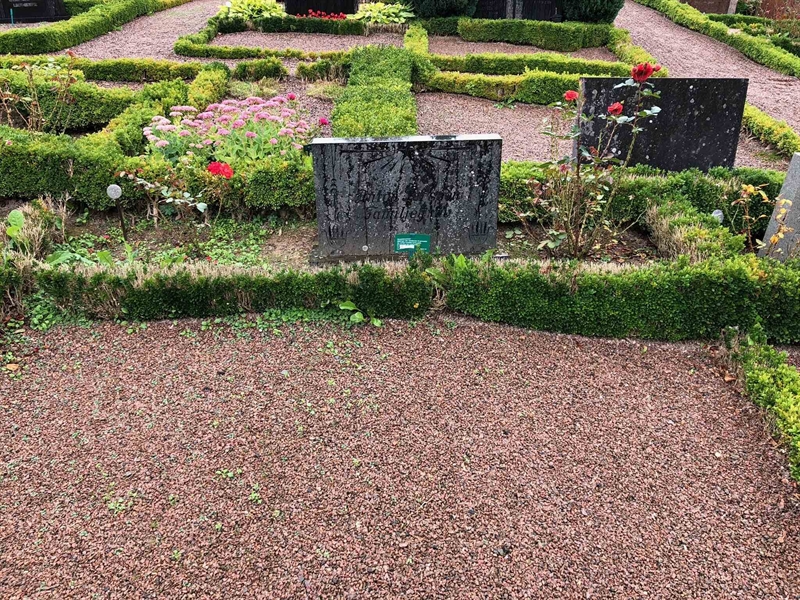 Grave number: Kå 34    41, 42