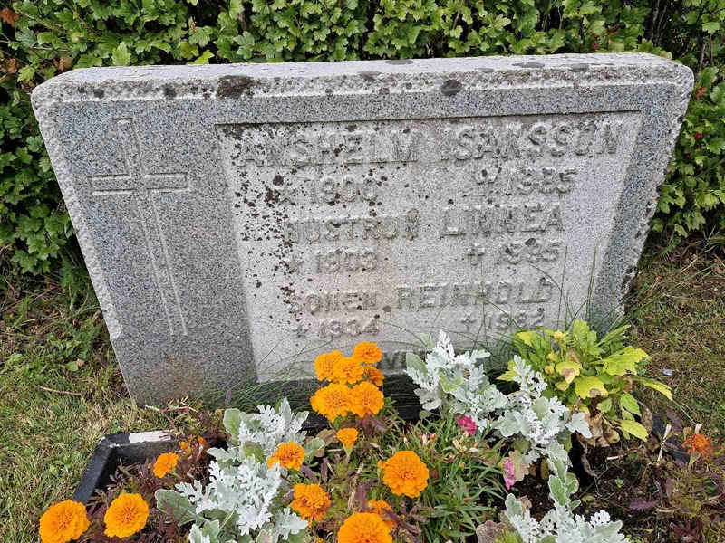 Grave number: AK D  5541-5542