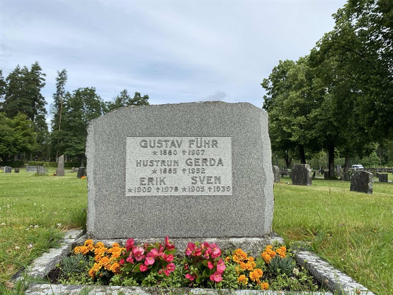Hautatunnus: 1 13 319, 320