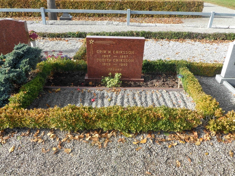 Grave number: ÖT GVK1O    12, 13