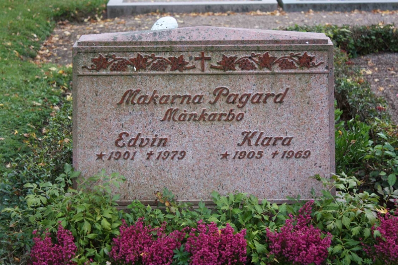 Grave number: 1 K K  115