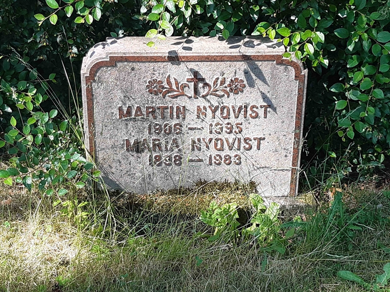 Grave number: VI 04   796