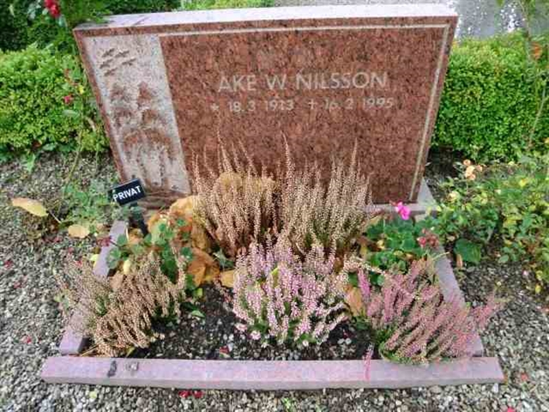 Grave number: ÖK M    008B