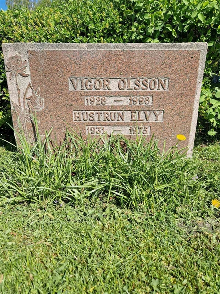 Grave number: 501 26 5340-5341