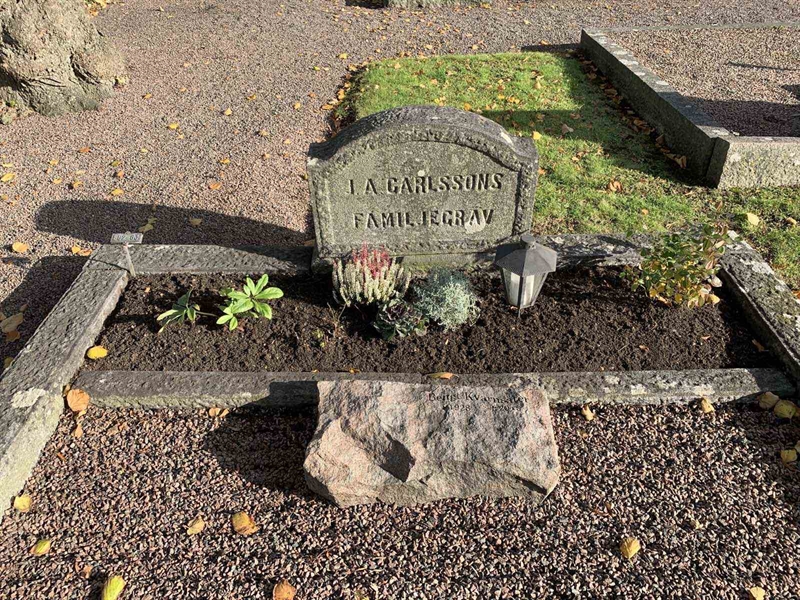Grave number: SÖ E    62, 63