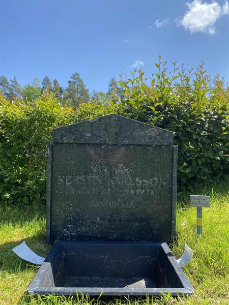 Hautatunnus: 1 07 81, 82