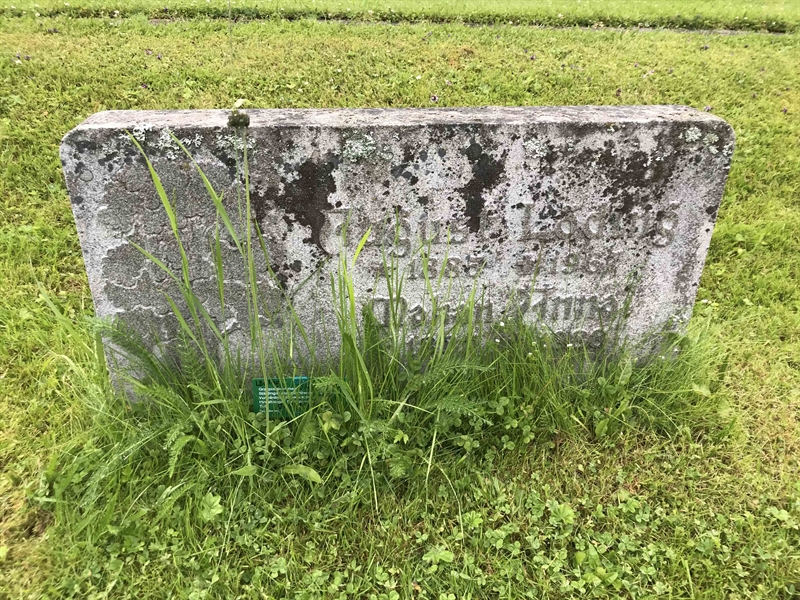 Grave number: UN H    52, 53, 54