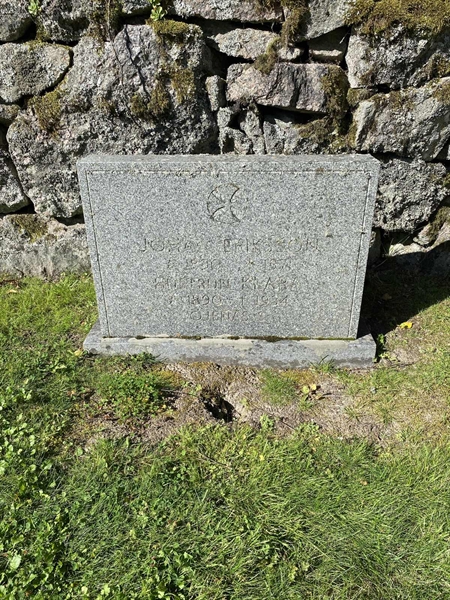 Grave number: 1 GaKy Kv09   181-182