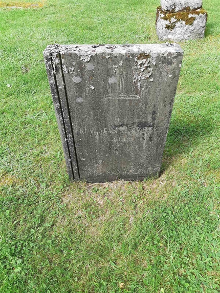 Grave number: 2 D   129