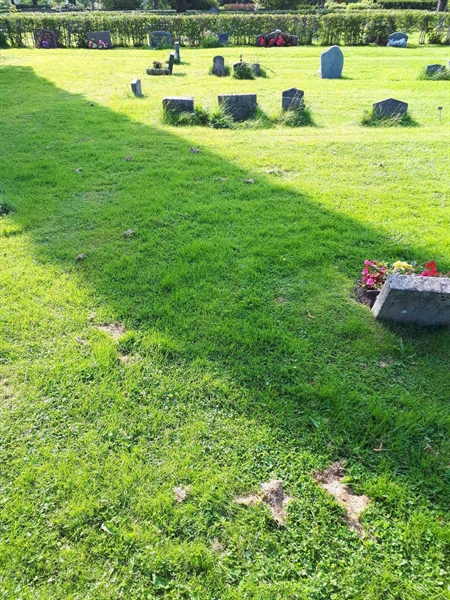 Grave number: NK A A   329