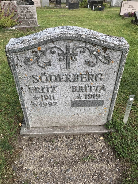 Grave number: UÖ KY   232, 233, 234, 235