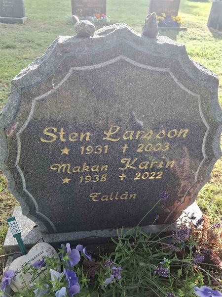 Grave number: 001 4  3285