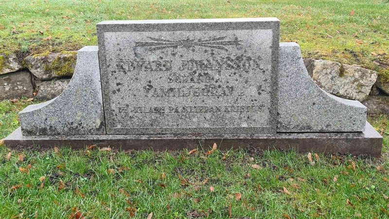 Grave number: M G 04   151-152