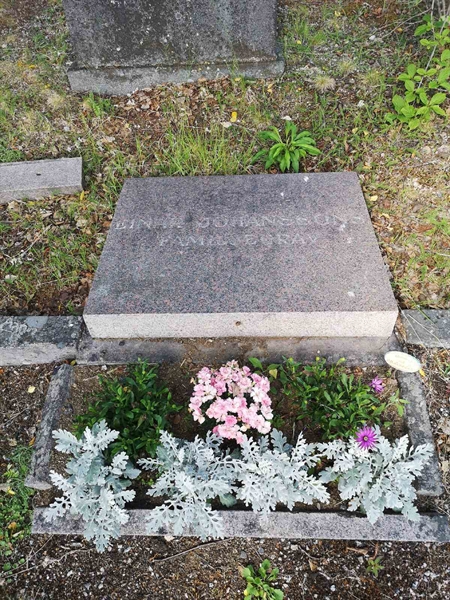 Gravnummer: SK E    17