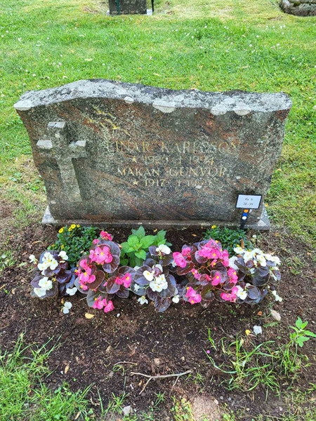 Grave number: Jä 06    38-39