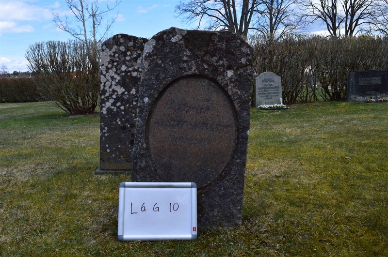 Grave number: LG G    10