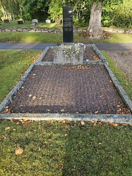 Hautatunnus: Fr 4   399-400