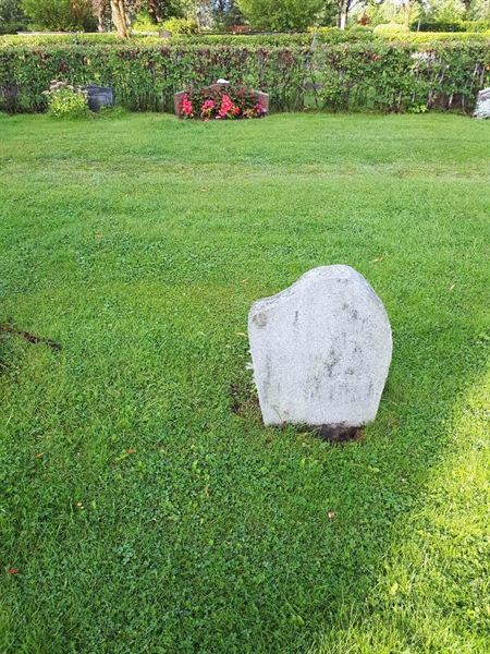 Gravnummer: NK A A   375