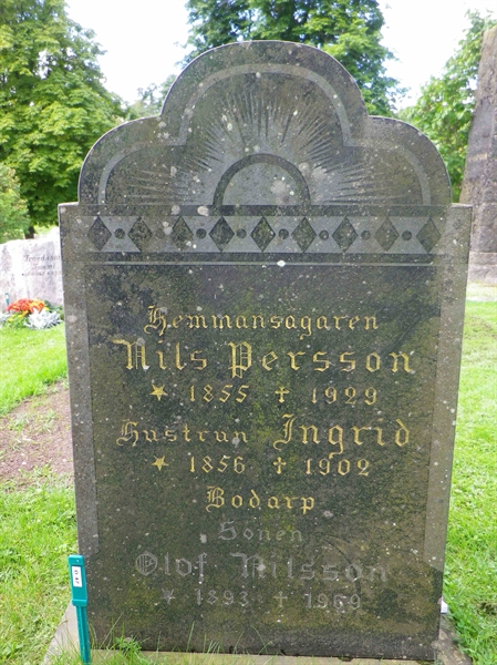 Grave number: VI D    47, 48