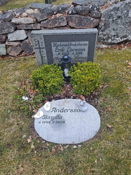 Gravnummer: Bj J    19