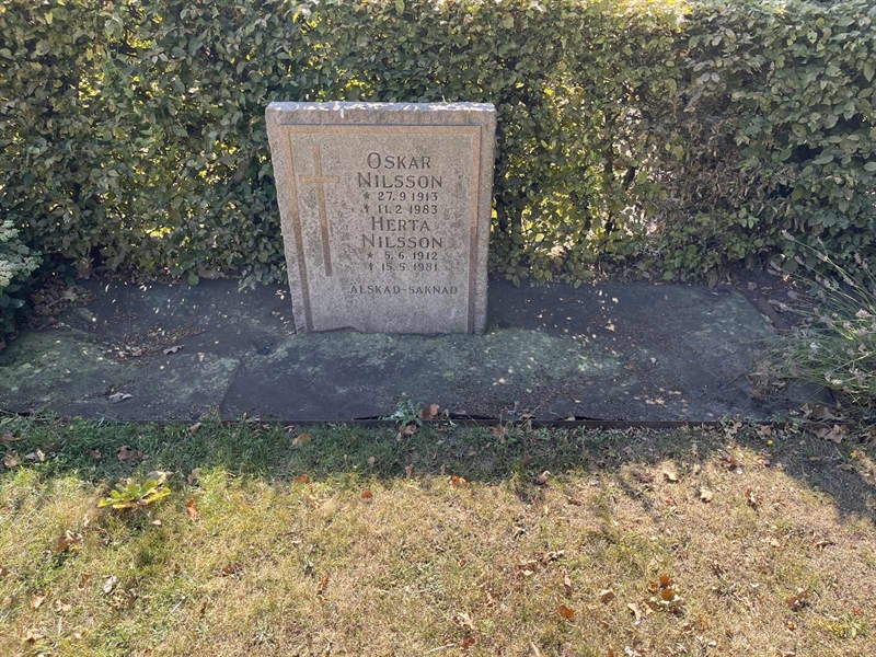 Grave number: NK XI    51