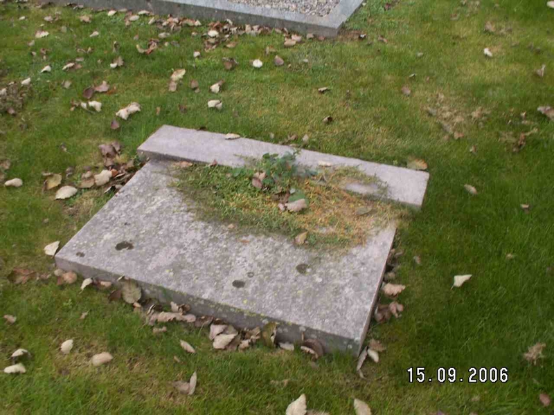 Grave number: GG 005  0444, 0445