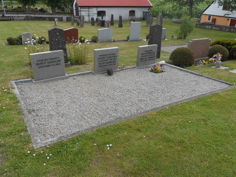 Grave number: ÖV E    32