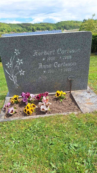 Grave number: VG D   210-211