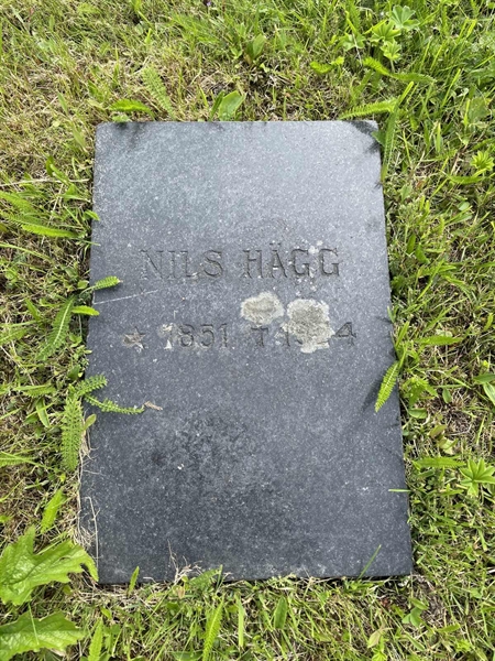 Grave number: DU GN   137