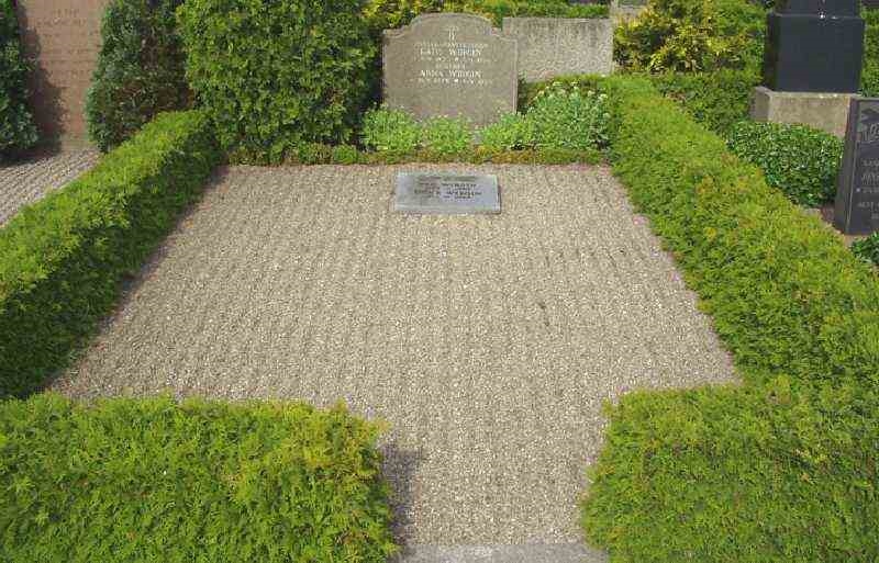 Grave number: VK III   140