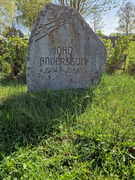 Grave number: 501 15 2874-2875
