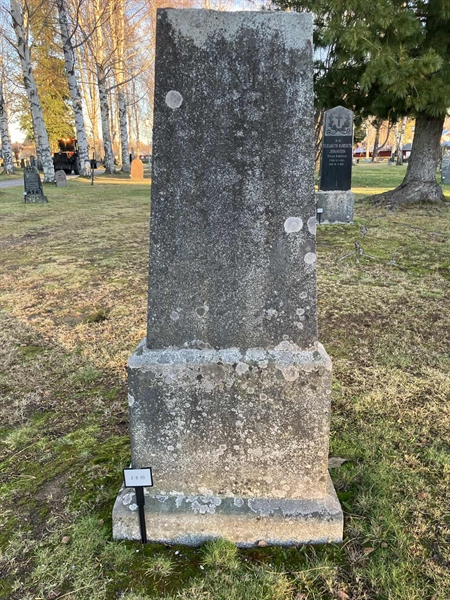 Hautatunnus: 2 B    65