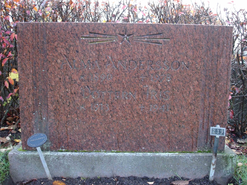 Grave number: B VÄ  239, 240