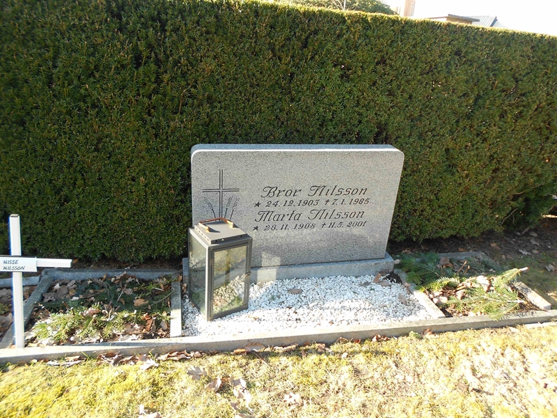 Grave number: NÅ N6    56, 57