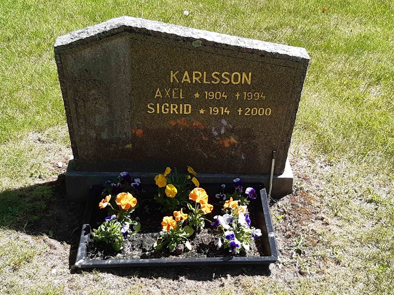 Grave number: KA 22   684