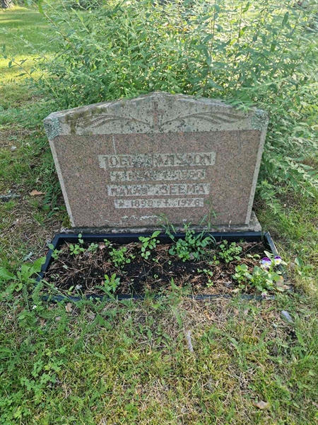 Grave number: 1 KV.1    11-12