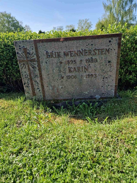 Grave number: 501 24 4948-4949