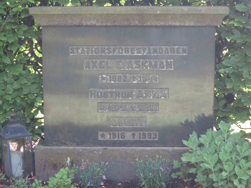 Grave number: HÖB 24     7