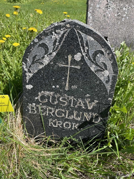 Grave number: KA D   133