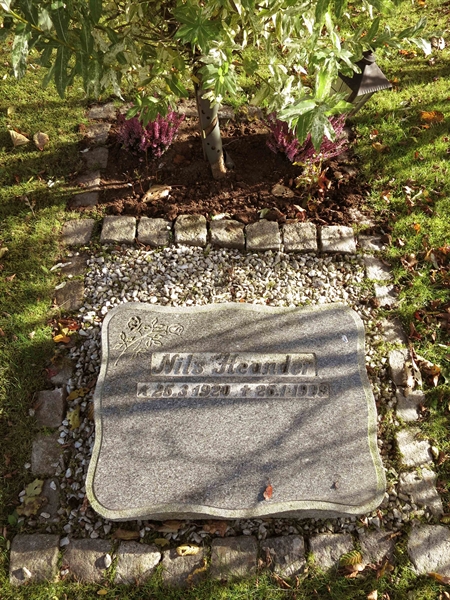 Grave number: HNB II    89