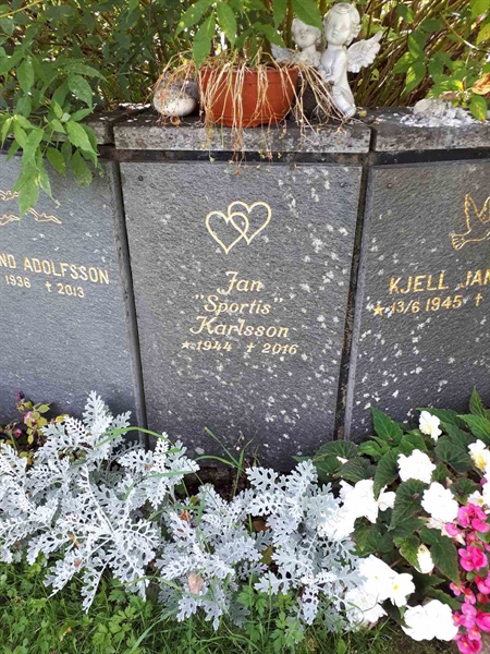 Hautatunnus: GK U 4   332