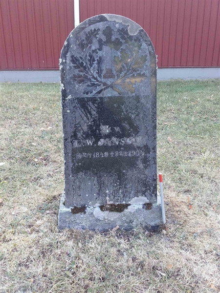 Grave number: NO 06     3