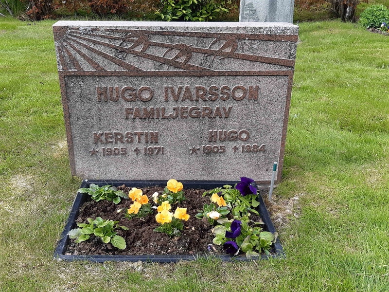 Grave number: KA 07    49