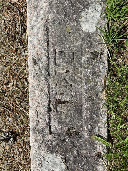 Hautatunnus: 1 11     74, 75, 76