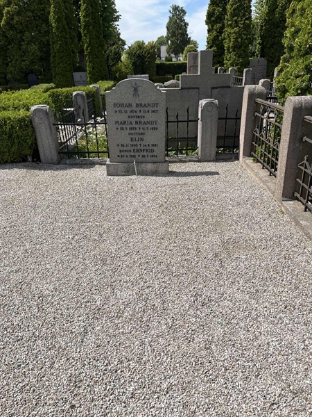 Grave number: NK IV    49