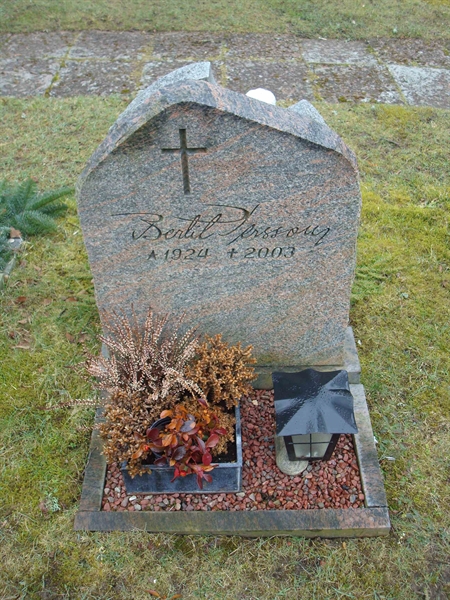 Grave number: BR F    57