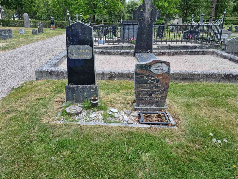 Grave number: 1 B    84