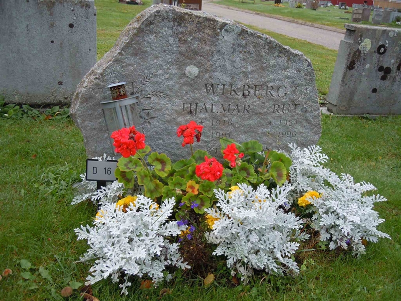 Grave number: 1 ND    16
